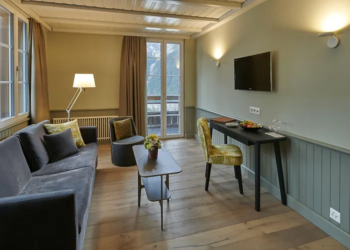 Spinne Hotel