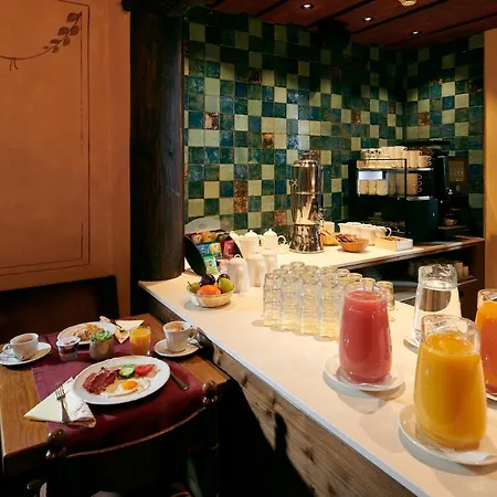 Hotel Spinne